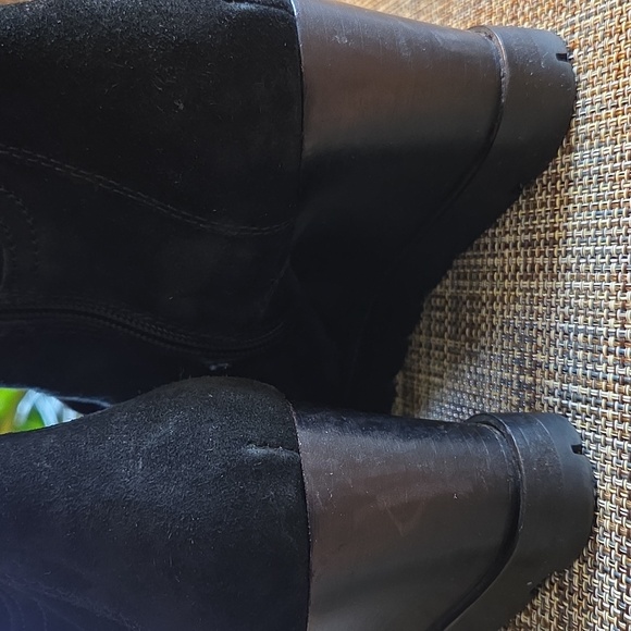 Aquatalia black suede booties - Picture 7 of 8